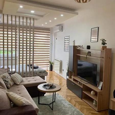 Apartman Una *
