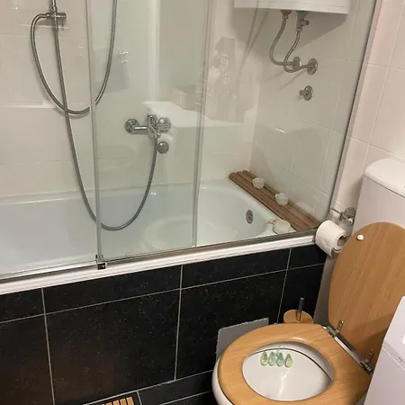 Apartman Una Apartment *