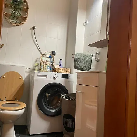 アパート Apartman Una *